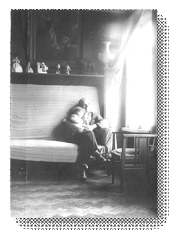 ЯЯ Селль Бекман с доч Ирой 1928.tif